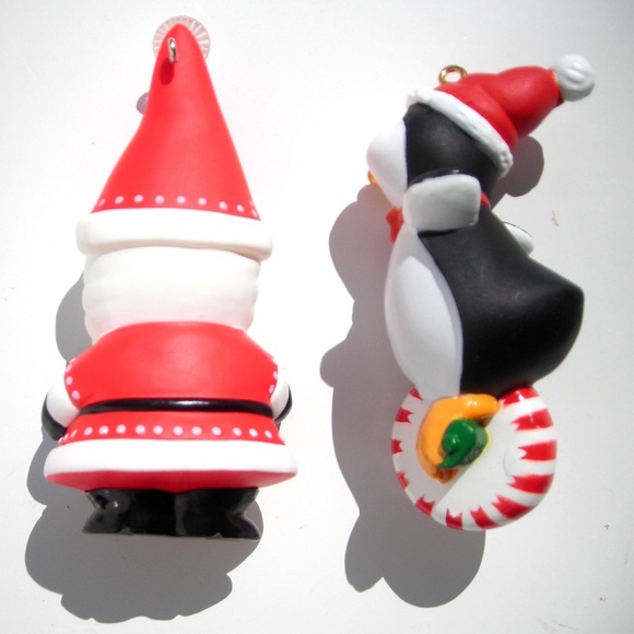 🦋 lot 2 Hallmark Christmas ornaments Santa Cookies Cocoa & Penguin Peppermint - Picture 2 of 4